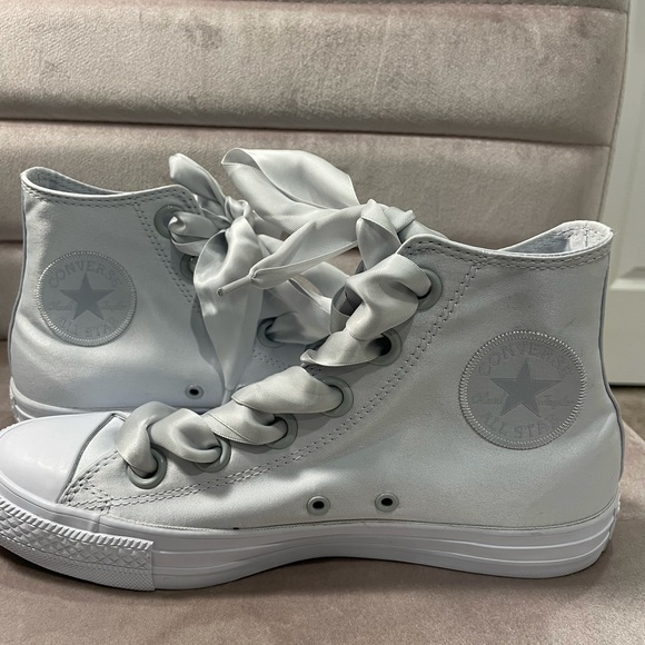 Converse - Picture 6 of 7